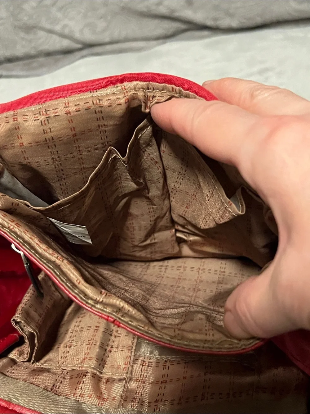 Travelon Red Crossbody Travel Bag-EUC - Picture 11 of 12